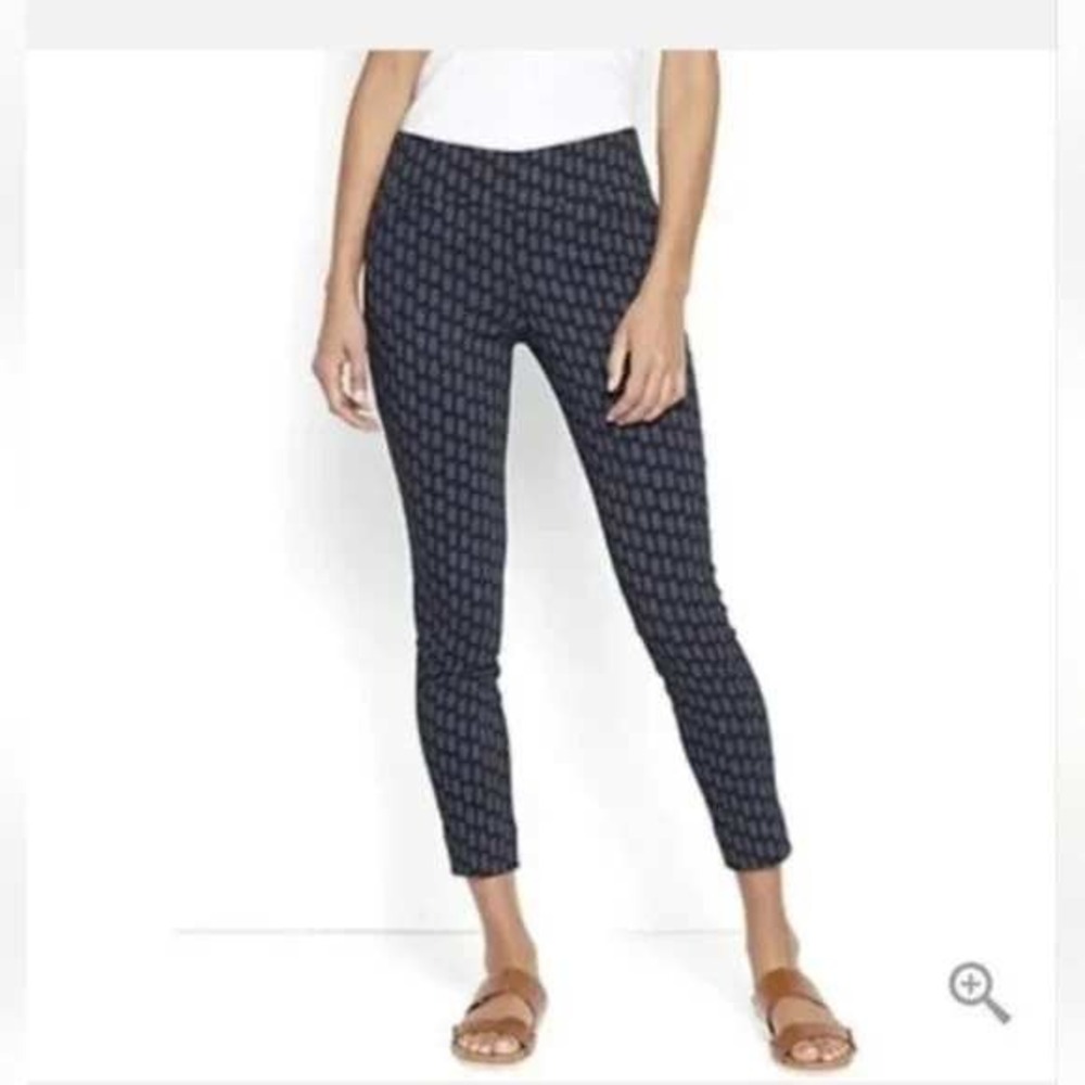Orvis Womens Size 10 Pineapple‎ Print Stretch Ankle Pants Navy Blue Slim Fit
